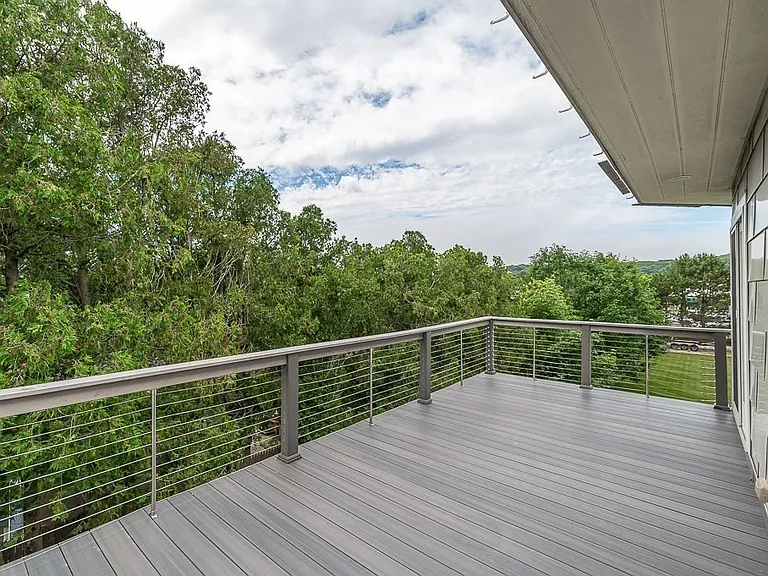 82 Bass Ave — Photo 12