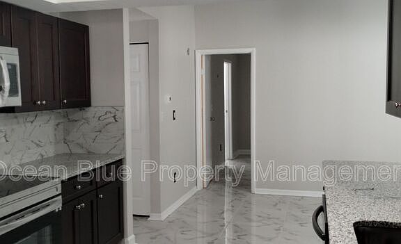 5th image of 15120 Trail Creek Pl