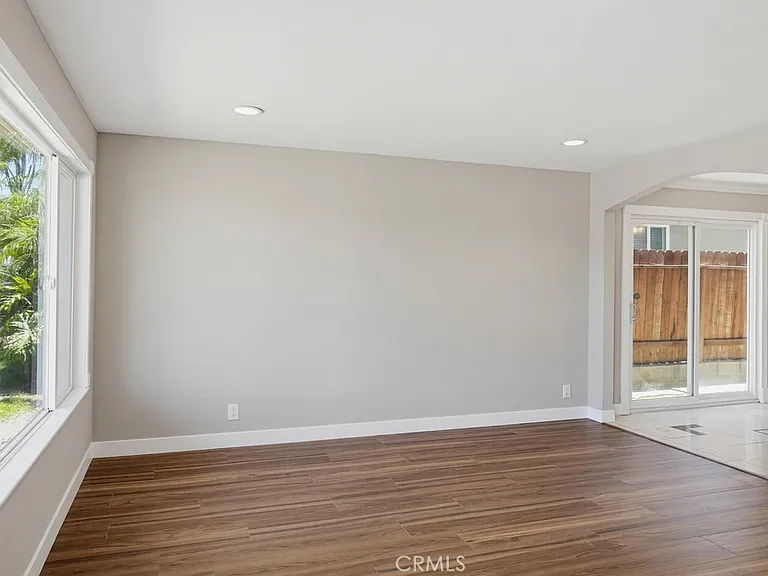 243 N Pageant St — Photo 7