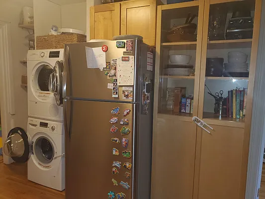 Rented by BLS Realty | media 10