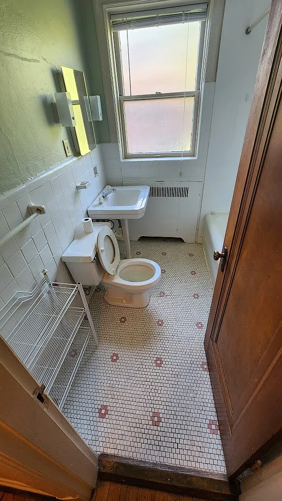 1 bed, 550 sqft, $1,000 — Photo 3