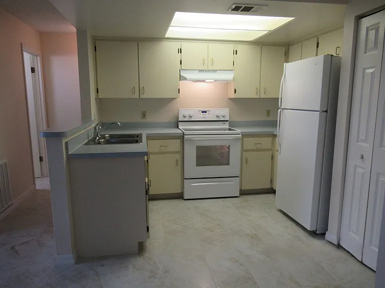 127 Sunnyside Dr — Photo 10
