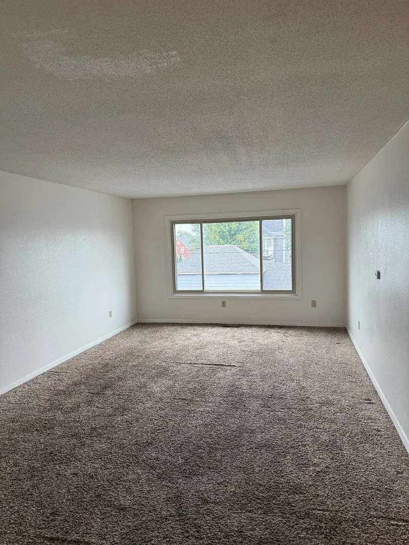 407 West Main Street 101 - 305 — Photo 2