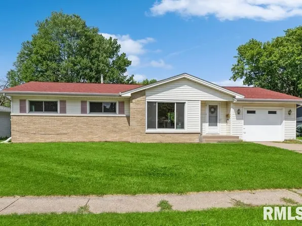 1822 38th St, Moline, IL 61265