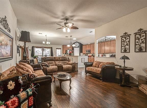 5th image of 11504 Kenny Dr