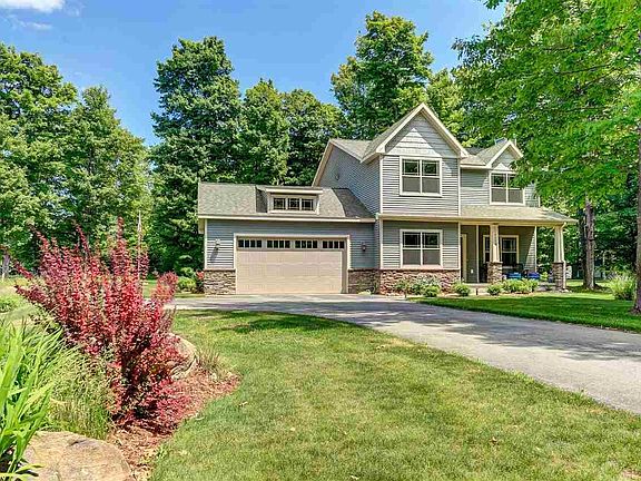 2nd image of 4428 Weatherwood Dr