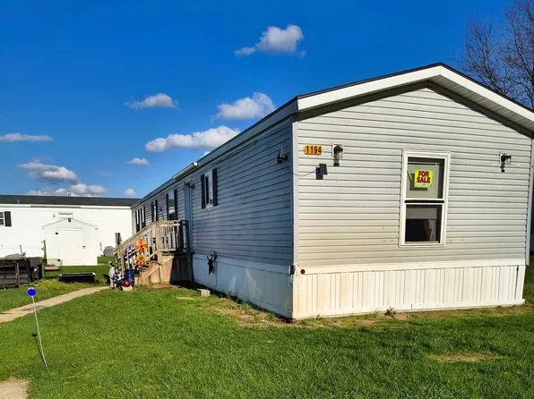 1194 W Grey Ct, Wayland, MI 49348