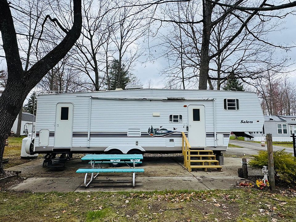 1st image of 2757 Owens Dr #205