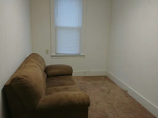 Rented by Elite Team Realty LLC | media 8
