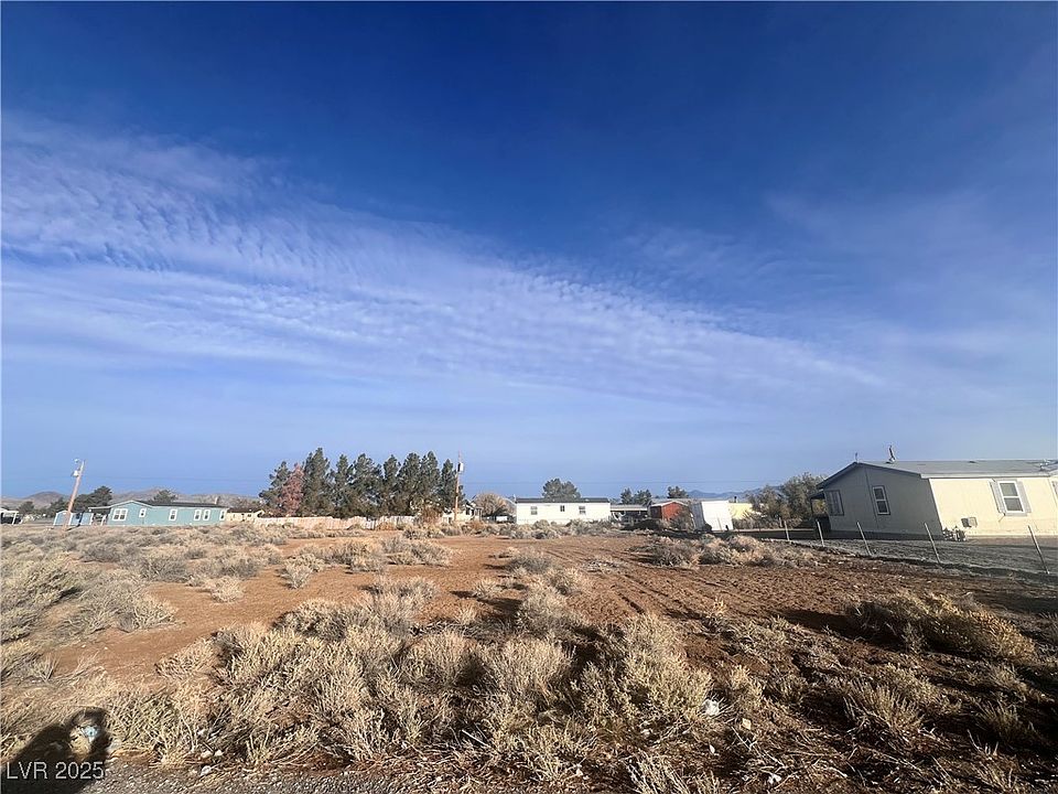 2nd image of 2890 Rio Rancho Dr