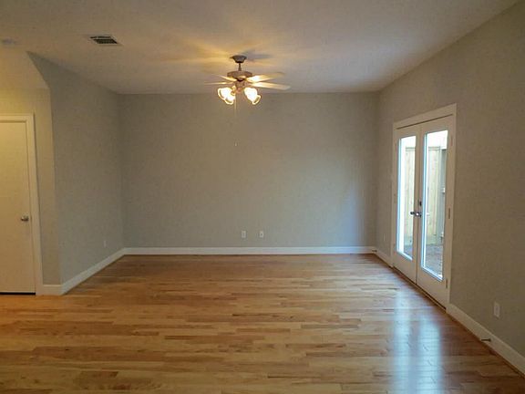 3rd image of 3719 Main Aspen Dr