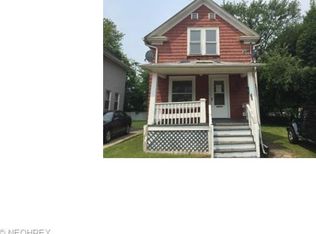 496 Alexander St, Akron, OH 44306
