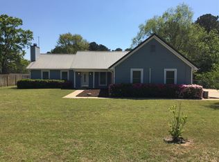 467 Blake Dr, Ozark, AL 36360