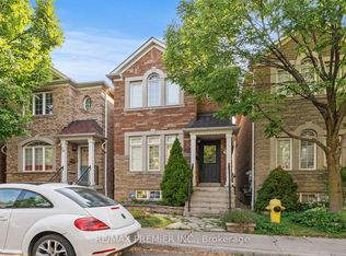 26 Algarve Cres #BASEMENT, Toronto, ON M6N 5E8
