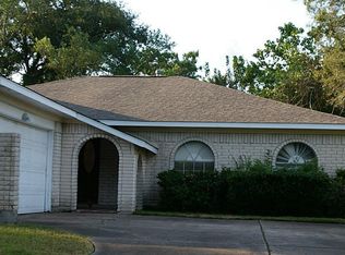 16243 Brookford Dr, Houston, TX 77059