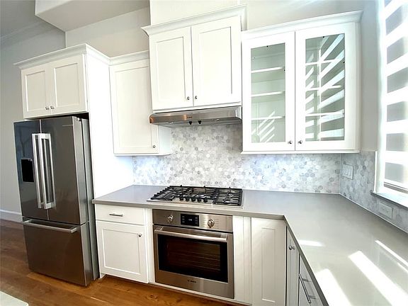 4th image of 6037 Matthew Oaks Pl