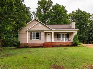 3955 Chucks Ct, Burlington, NC 27215