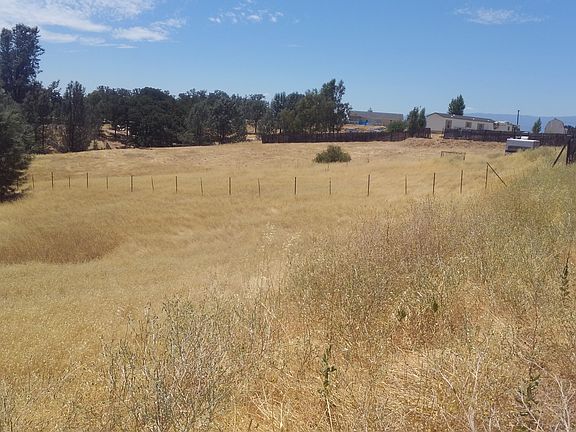5th image of 17303 Wagon Wheel Dr