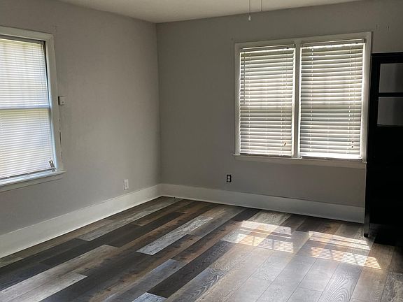 3rd image of 591 Spencer Ave #B