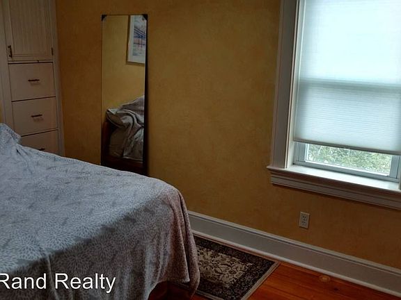 5th image of 15 Saratoga Ave