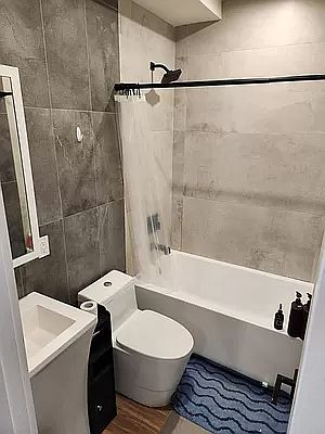 5th image of 2077A Fulton St #4F