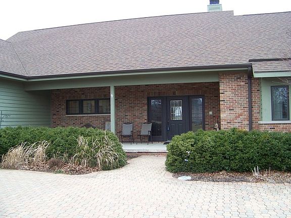 2nd image of 25 Long Grove Dr