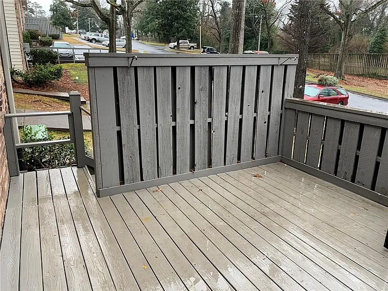 1235 Riverside Dr #H1 — Photo 3