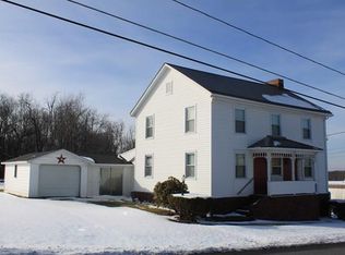 21160 Broad St, Broad Top, PA 16621