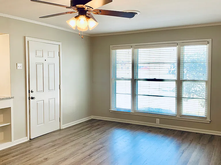 226 Tolbert Ave — Photo 8