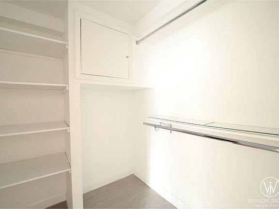 3rd image of 166 E 63rd St APT 16L