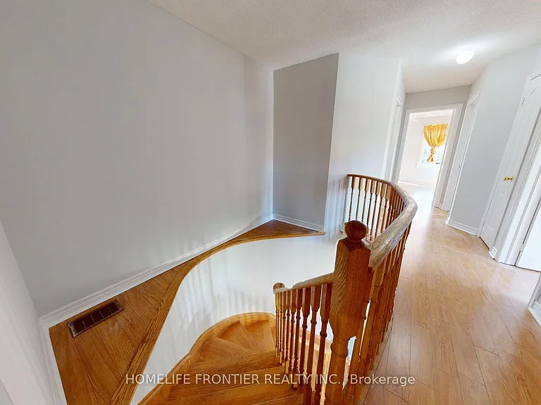 25 Rocky Point Cres — Photo 9