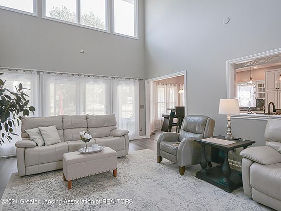5th image of 502 Drahner Dr