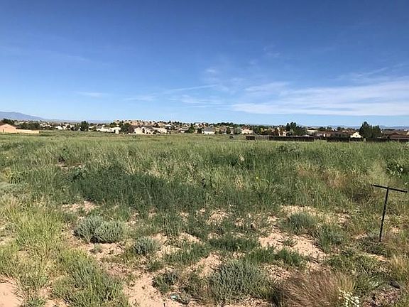 2nd image of 695 S Avenida Del Oro E