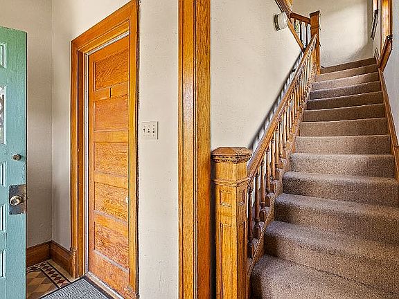 3rd image of 4004 N Baltimore St #2