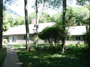 1 Mayberry Ln, Lynnfield, MA 01940