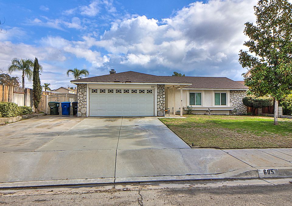 1st image of 685 Sutter Ave