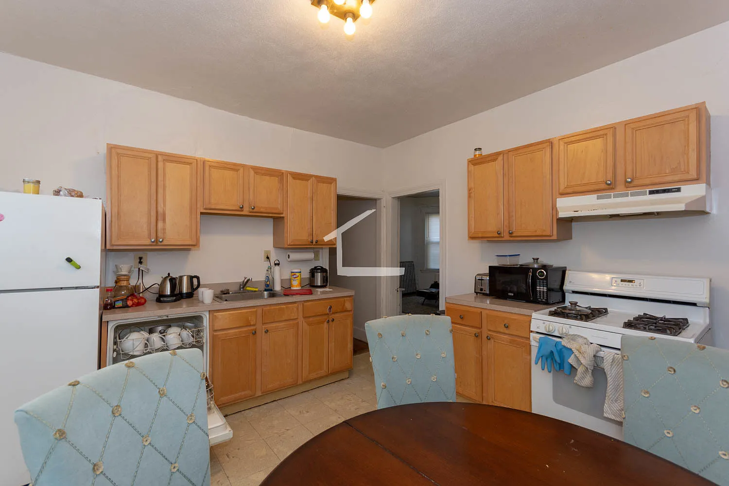 3 bed, 1100 sqft, $3,750 — Photo 1