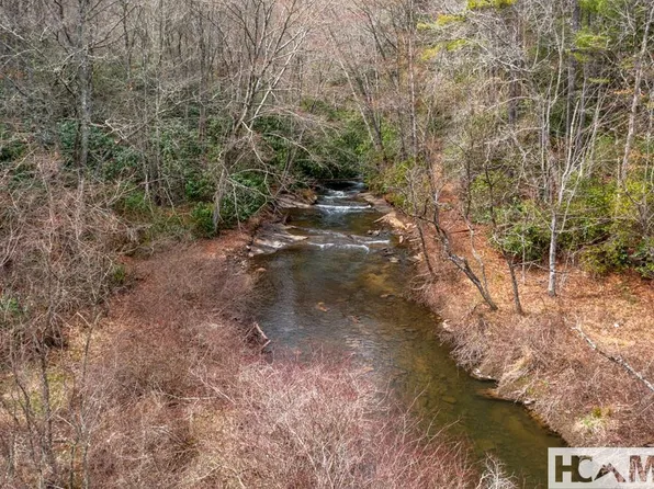 1 Quiet Water Cove, Cullowhee, NC 28723