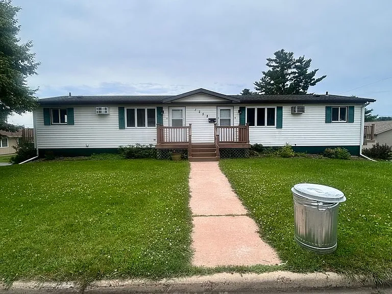 1258 Harrison St — Photo 16