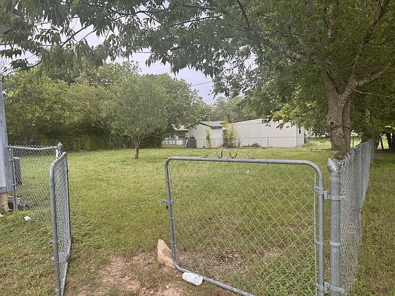 4th image of 1105 S 11th St