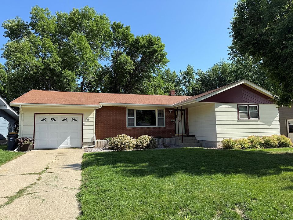 1st image of 610 Kathryn Ave