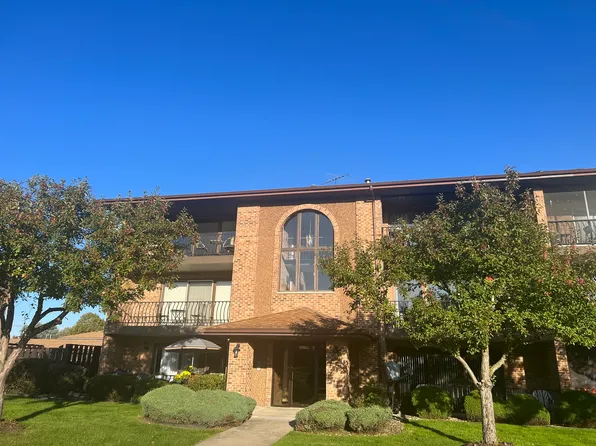 11109 Heritage Dr #5-3C, Palos Hills, IL 60465
