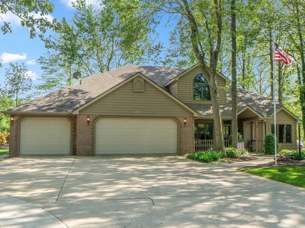 208 Oak Forest Dr, Bluffton, IN 46714