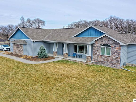 2nd image of 14611 Fir Cir