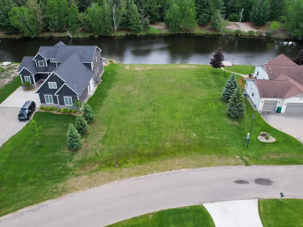 107 No Wake Ct, Houghton Lake, MI 48629