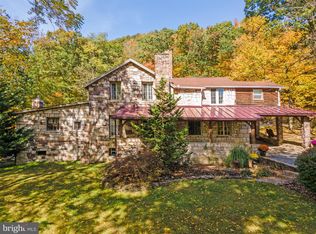 12093 Forge Hill Rd, Orrstown, PA 17244