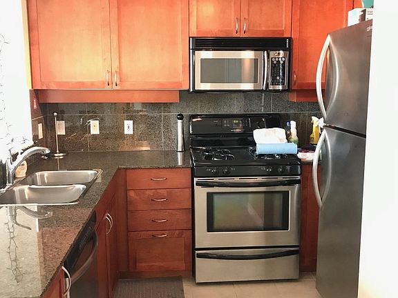2nd image of 1277 Kettner Blvd Unit 404