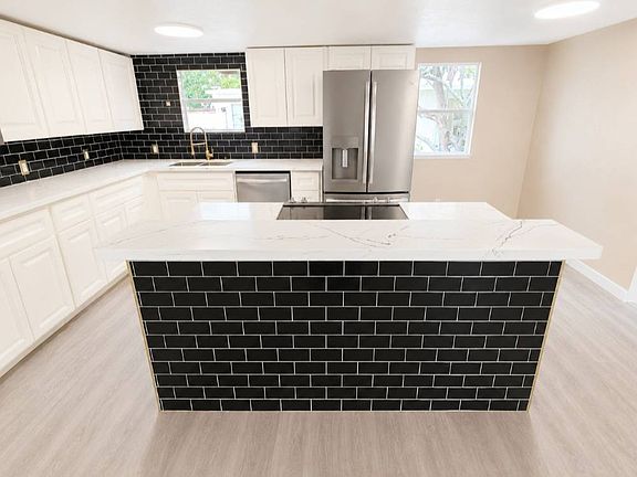 4th image of 12300 Seminole Blvd Lot 69