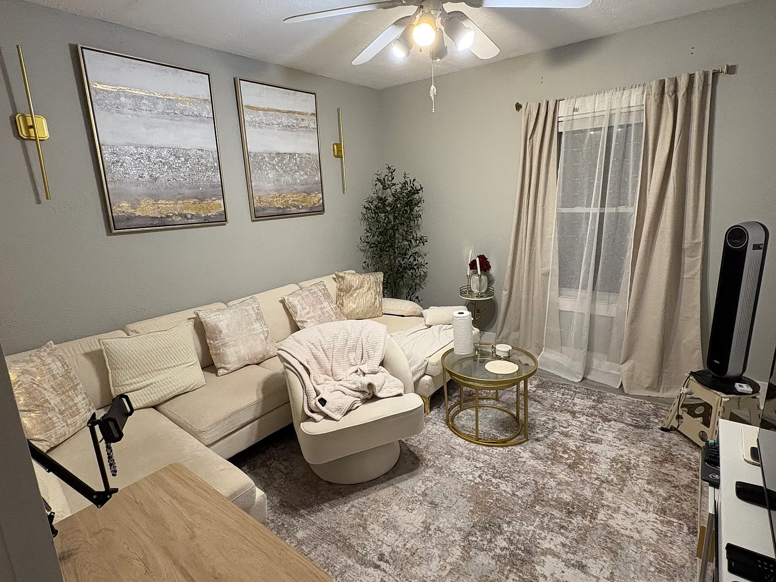 2 bed, 800 sqft, $1,650 — Photo 1