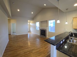 742 Marshall Ave, Coos Bay, OR 97420